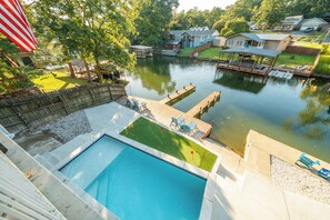 Piscine extérieure, piscine chauffée