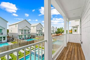 Property grounds - Ellis Retreat with LSV, Arcade, and Billiards (Miramar Beach)
