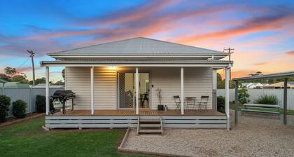 Fairway Cottage Retreat