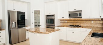 Large Family Home Near Phoenix