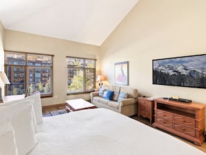 1 bedroom, desk, iron/ironing board, free WiFi