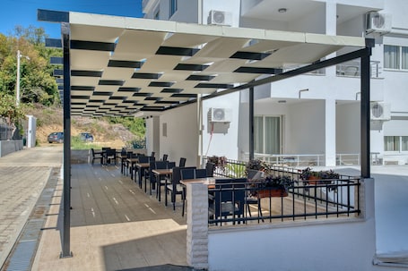 Área de parrillas y picnic