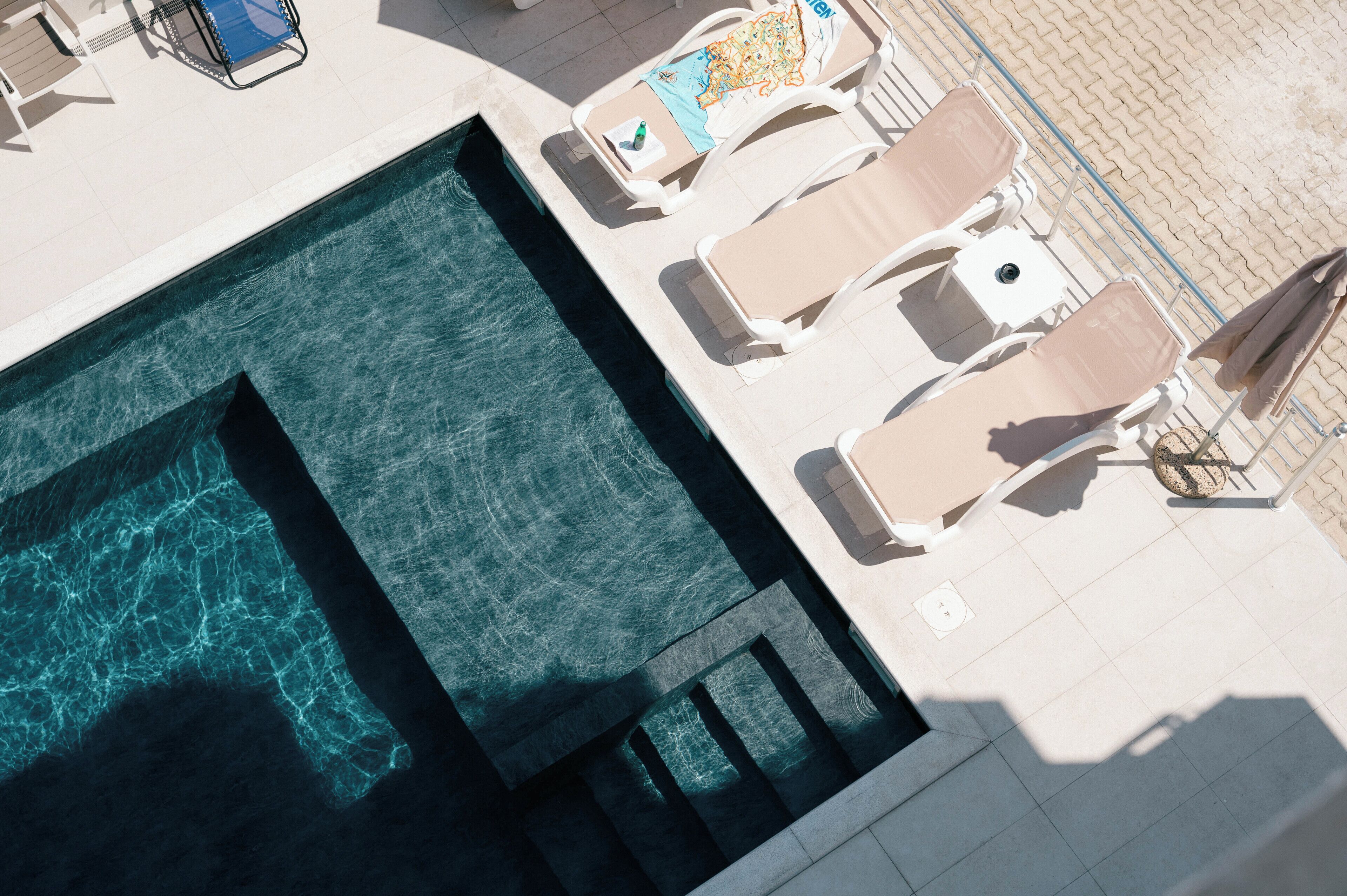 เครื่องนอนระดับพรีเมียม, ผ้านวมขนเป็ด, เตียงพร้อมฟูกเสริมที่นอน