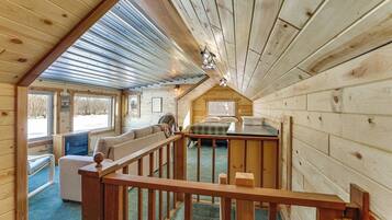 TV, fireplace, DVD player