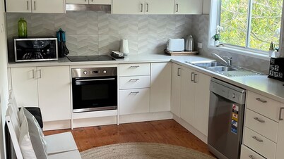 Wilson Beach House Wifi and Linen Included