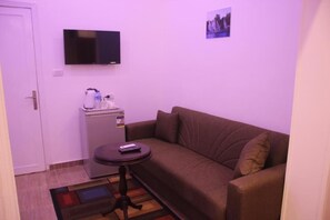 Standard Single Room, City View | Soundproofing, free WiFi