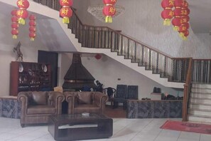 Ảnh chưa phân loại, 2 trong số 10 ảnh, nút