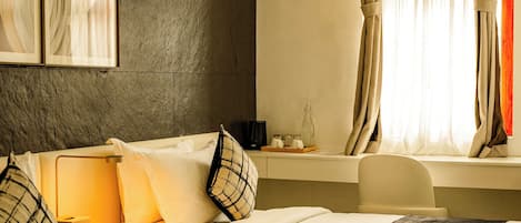 Standard Twin Room, City View | In-room safe, desk, iron/ironing board, rollaway beds