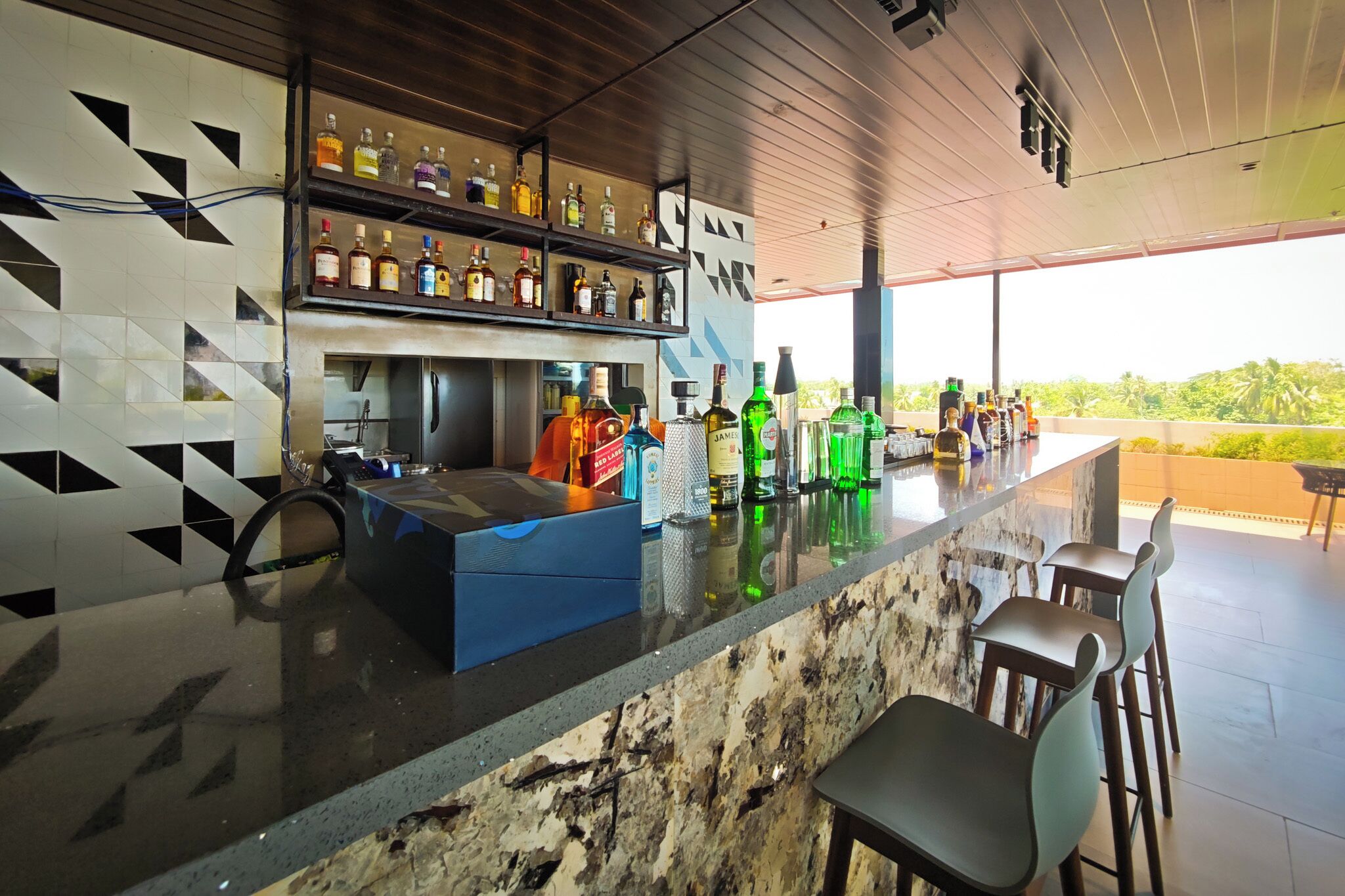 Bar (en la propiedad)