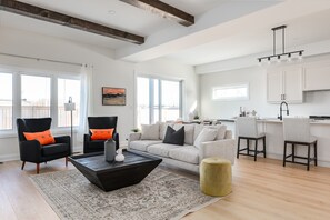 Imagen sin descripción, 3 de 38, botón