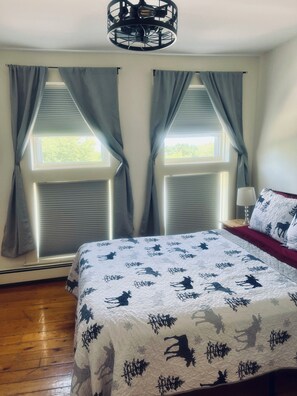 Comfort Suite, Non Smoking, Mountain View | Mountain view - Allegory Inn (Carroll)