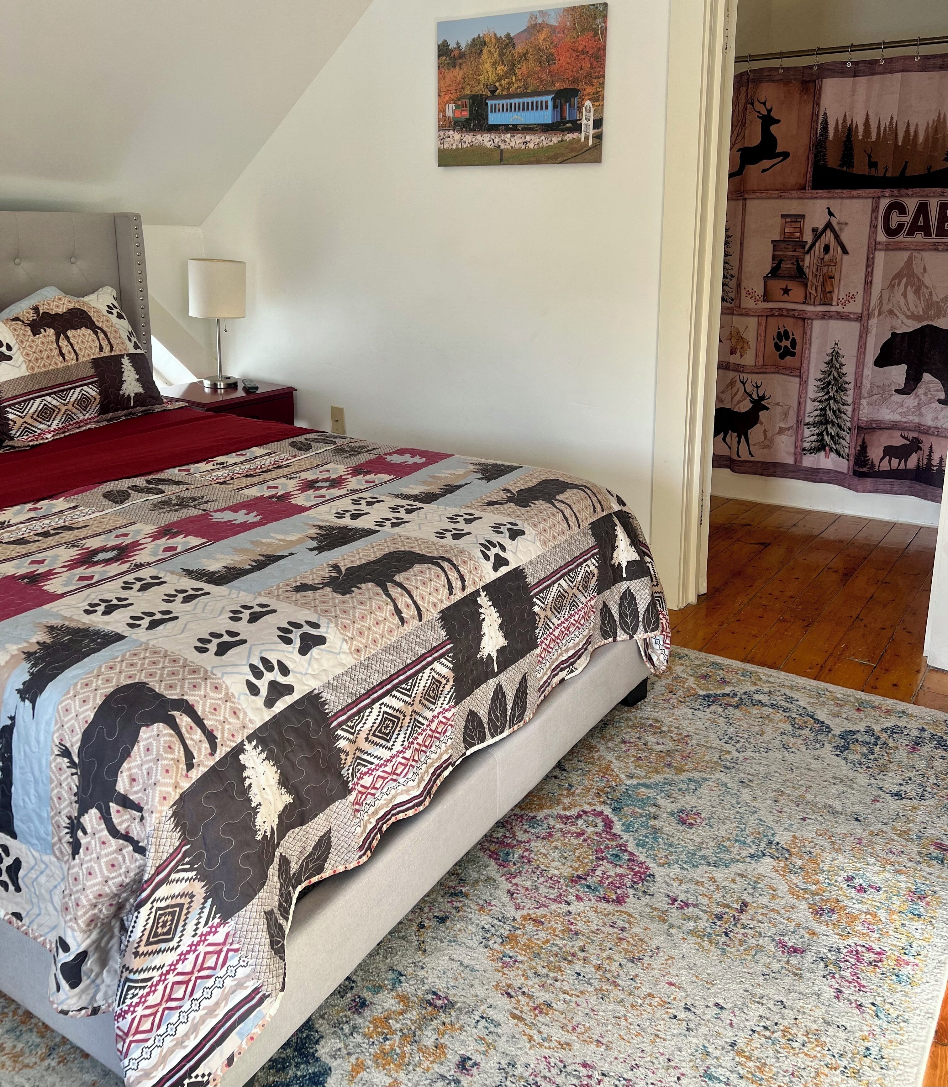 Tweepersoonskamer, 1 queensize bed, uitzicht op bergen | Gratis wifi