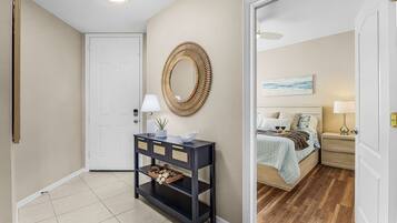 2 多间卧室、熨斗/熨衣板、免费 WiFi、床单