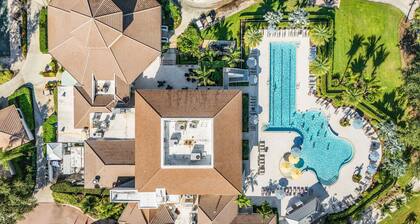 Relaxed Golfside Living with New Furnishings & Scenic Views – Palm Breeze Fairway
