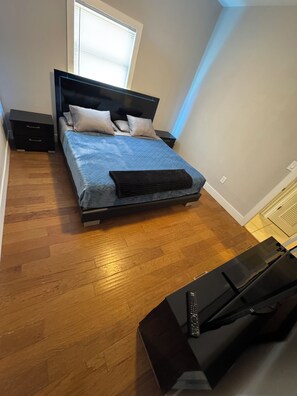 3 間睡房、Wi-Fi、床單