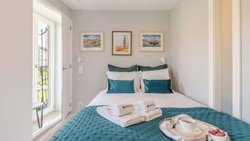 1 bedroom, iron/ironing board, travel cot, free WiFi