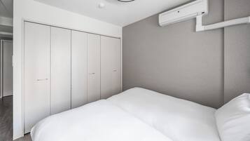 Bügeleisen/Bügelbrett, kostenloses WLAN