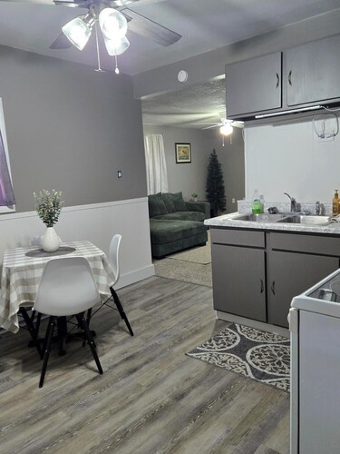 Green River Rustic Roost