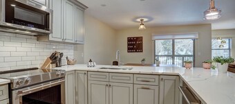 Hot Tub, Pool, Steps from Breck Main Street