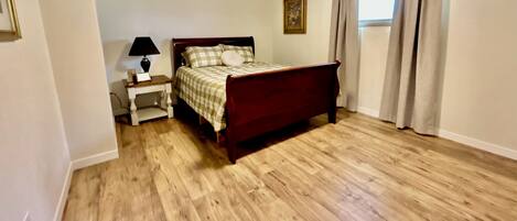 3 bedrooms, WiFi, bed sheets