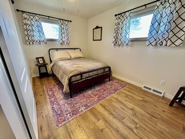 3 bedrooms, free WiFi, bed sheets