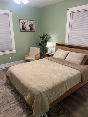 Strygejern/strygebræt, Wi-Fi, sengetøj