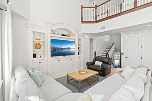 House (5 Bedrooms) | Living area - 7791 Highway A1A (Melbourne Beach)