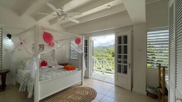 1 slaapkamer, een strijkplank/strijkijzer, gratis wifi, beddengoed