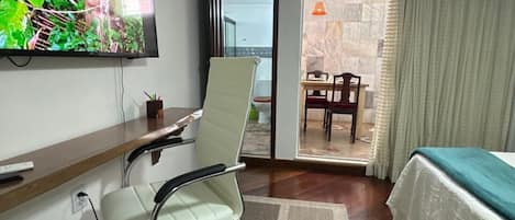 1 Schlafzimmer, Bügeleisen/Bügelbrett, Bettwäsche