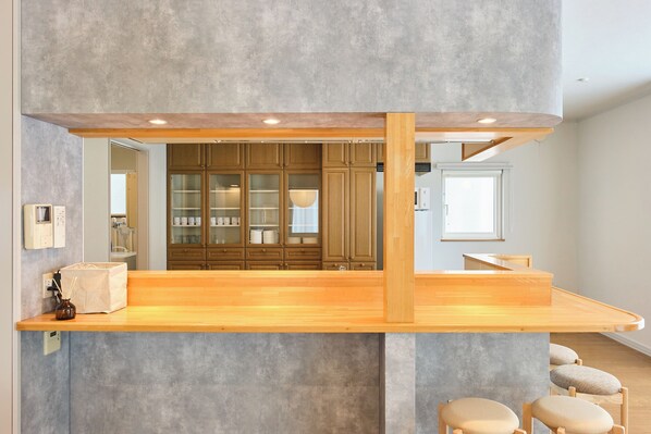 บ้านคอมฟอร์ท, 4 ห้องนอน, ปลอดบุหรี่ | บริการอาหารในห้องพัก