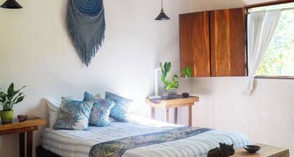 Casa Xochitl, surrounded by nature, ideal to rest, meditate or disconnect.