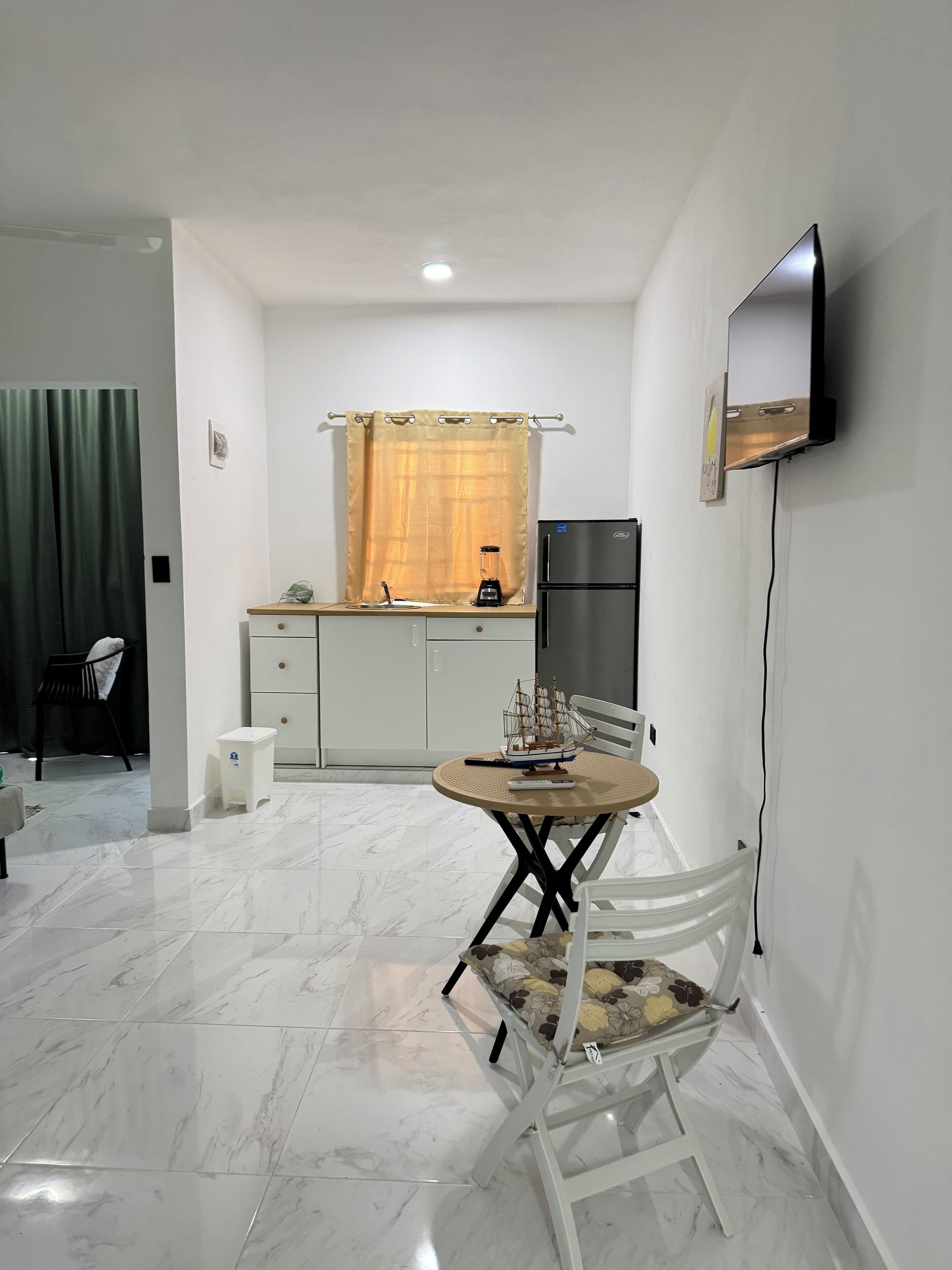 Comfort Apartment, Courtyard View | Living area