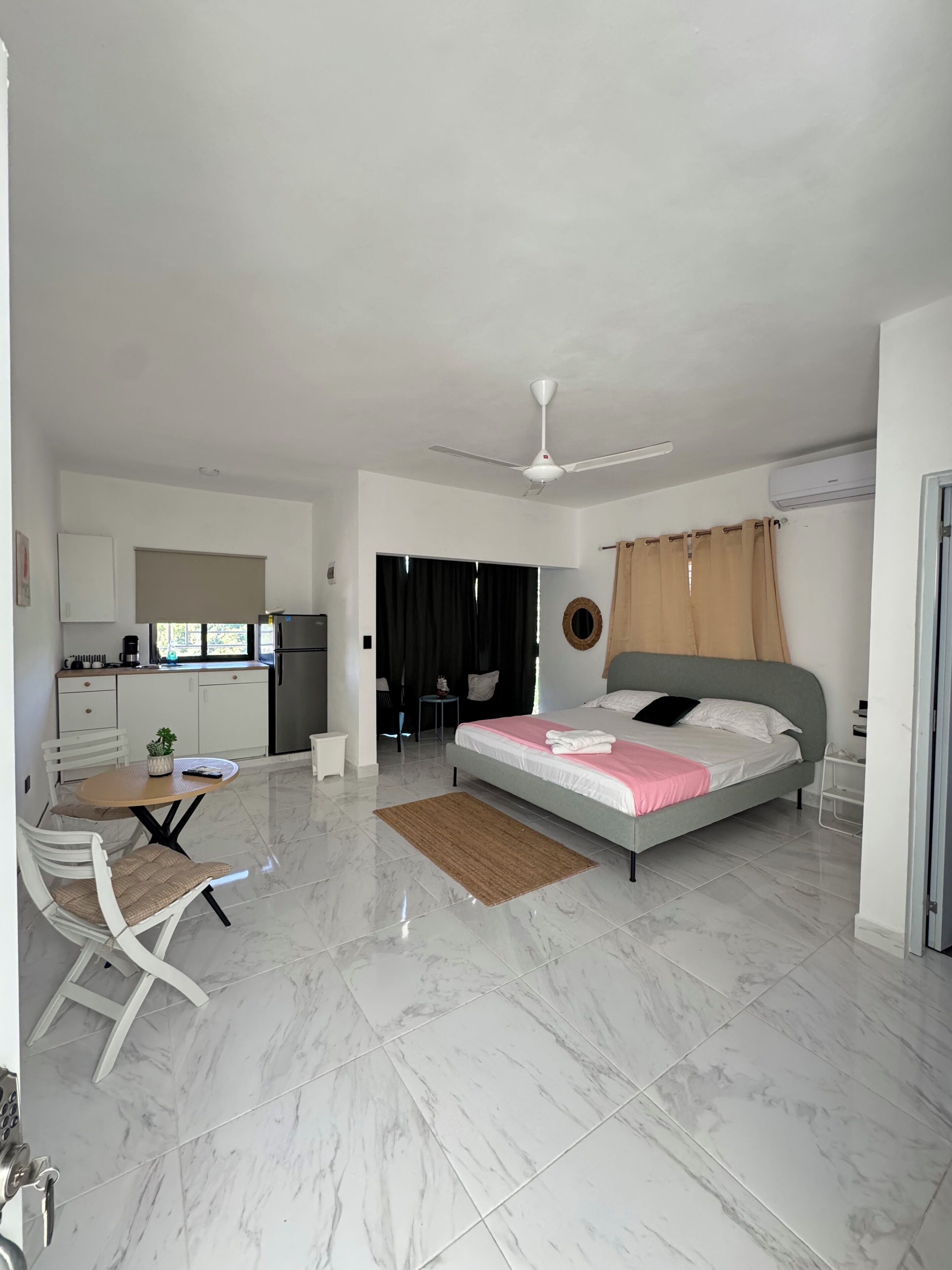 Comfort Apartment, Courtyard View | Laptop workspace, free WiFi