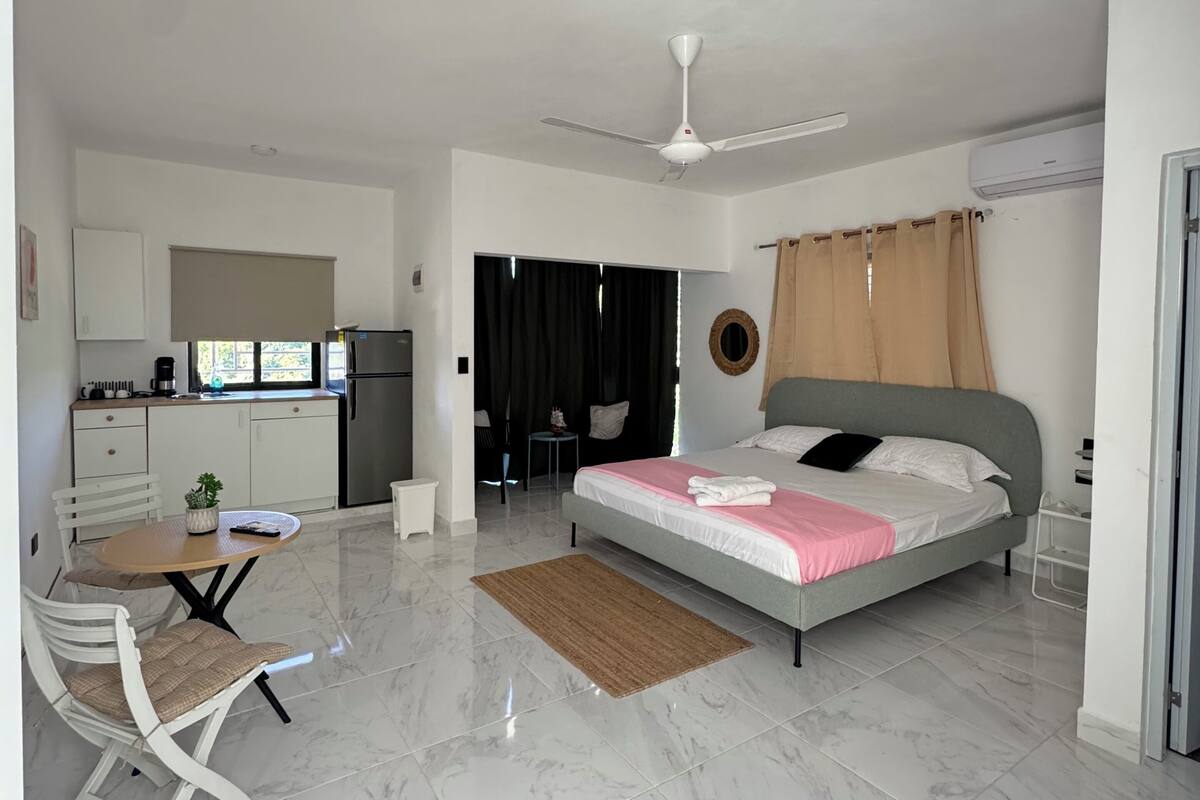 Comfort Apartment, Courtyard View | Laptop workspace, free WiFi