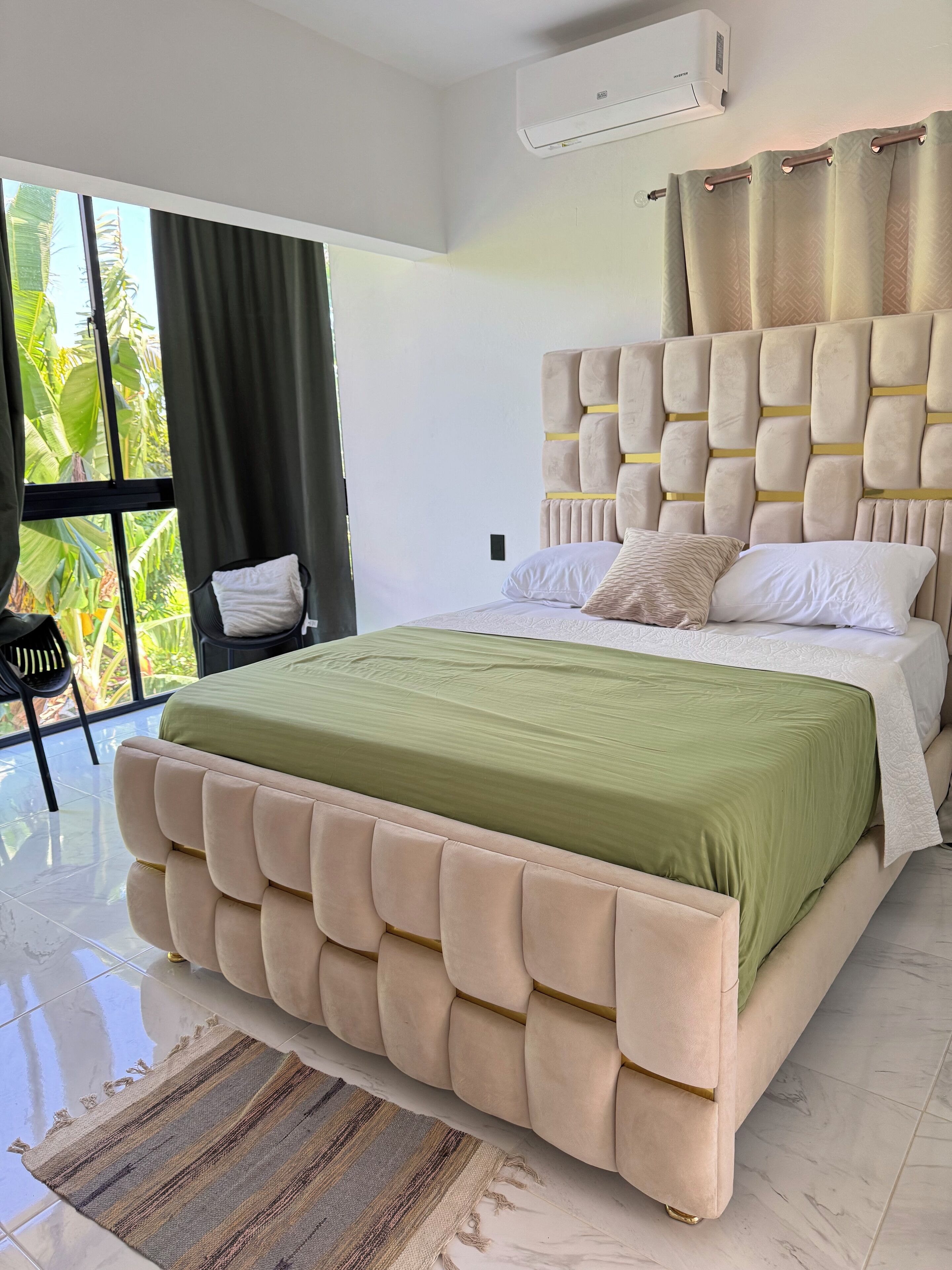 Deluxe Apartment, Courtyard View | Laptop workspace, free WiFi