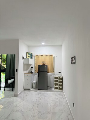 Cookware/dishes/utensils - Nashaly Suite (Samana)