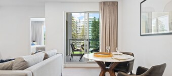 Belle Escapes - The Palms Hideaway at The Pier
