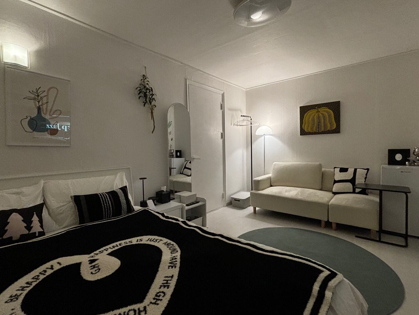 ダブルルーム クイーンベッド 1 台 禁煙 専用バスルーム | WiFi (無料)