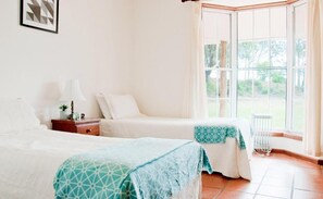 Villa, vistas al jardín | Wifi gratis