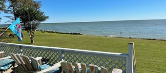 BayWatch: Chesapeake Bayfront Retreat with a Small Private Beach. Dog Friendly.