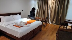 Standard Double Room, Garden View | Free WiFi, bed sheets
