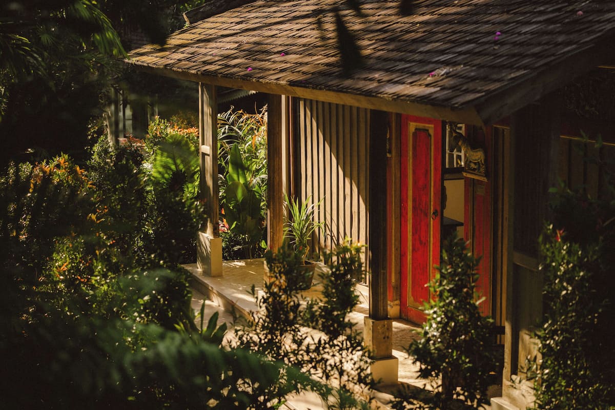 Bungalow, Park View | Minibar, in-room safe, individually furnished, desk