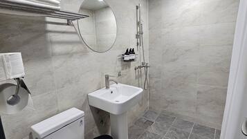 Double Room (No Parking) | Bathroom | Shower, free toiletries, hair dryer, slippers