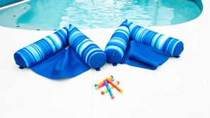 Outdoor pool, a heated pool - Canal Front • Heated Pool • Beaches • Golf (Rotonda West)