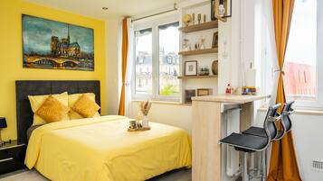 1 quarto, ferros/tĂĄbuas de passar roupa, Wi-Fi, roupa de cama