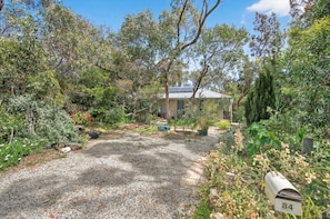 Property grounds - Open the door, to a stay with it all! (Aldinga Beach)