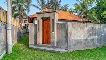 Bagian depan properti