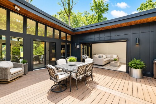 6BR Luxury Escape, Theater, Chef Kitchen & Outdoor Oasis
