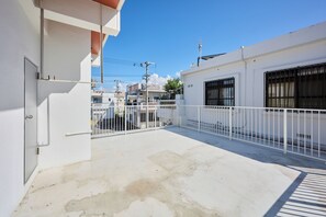 Rooftop terrace - Casa YONNA Chatan (Chatan)