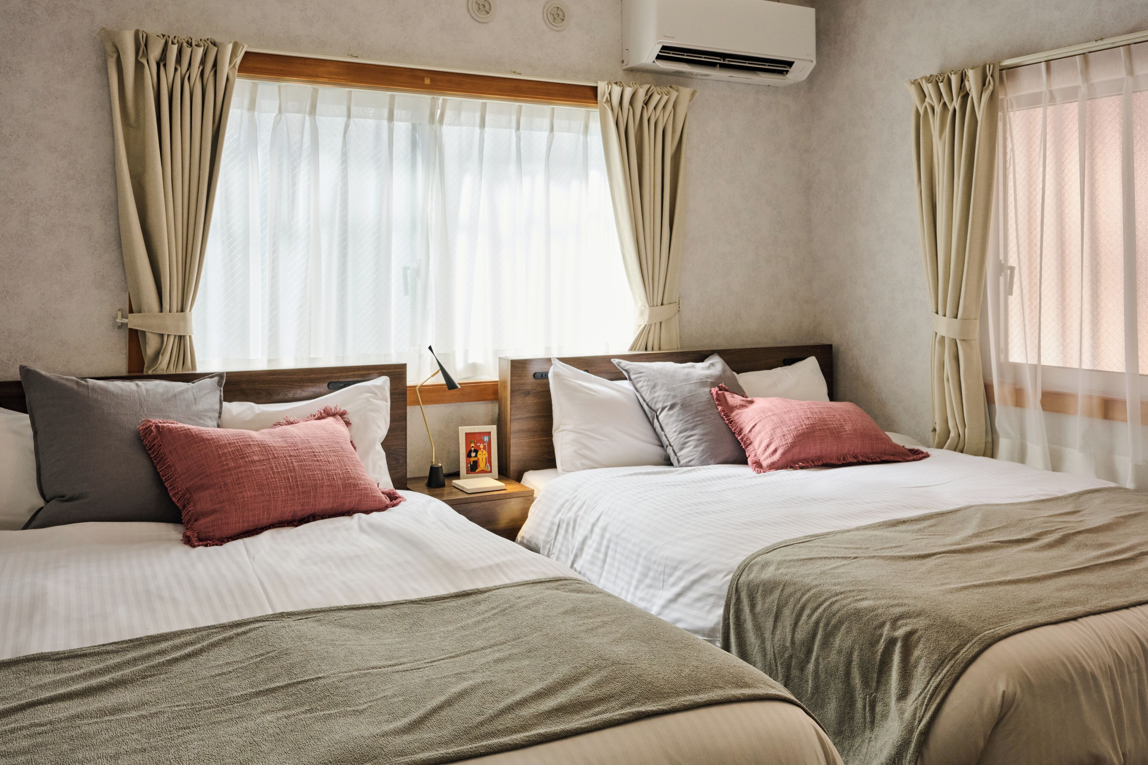 House | Free WiFi, bed sheets